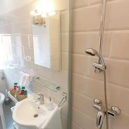 Apartament Position Theater
