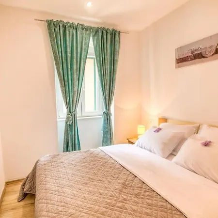 Appartement Position Theater Split