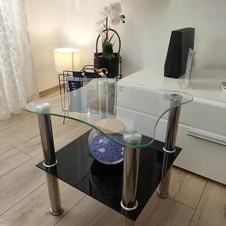 Position Theater سبليت